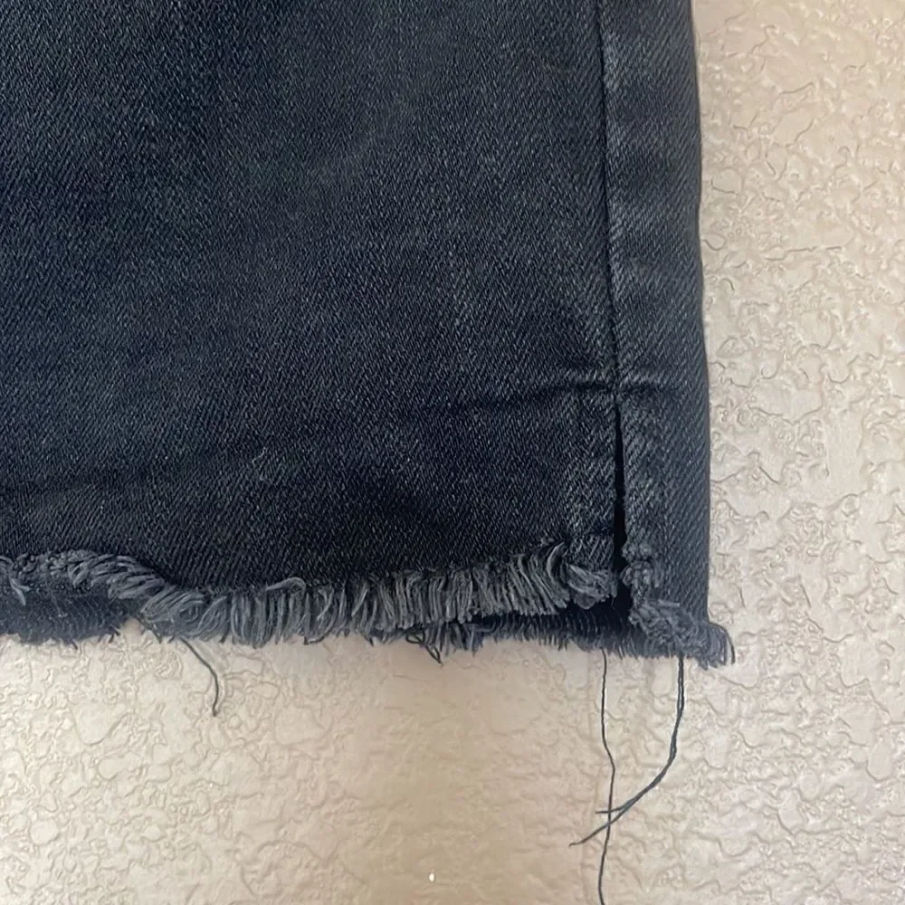 Forever 21 black denim skirt size 29